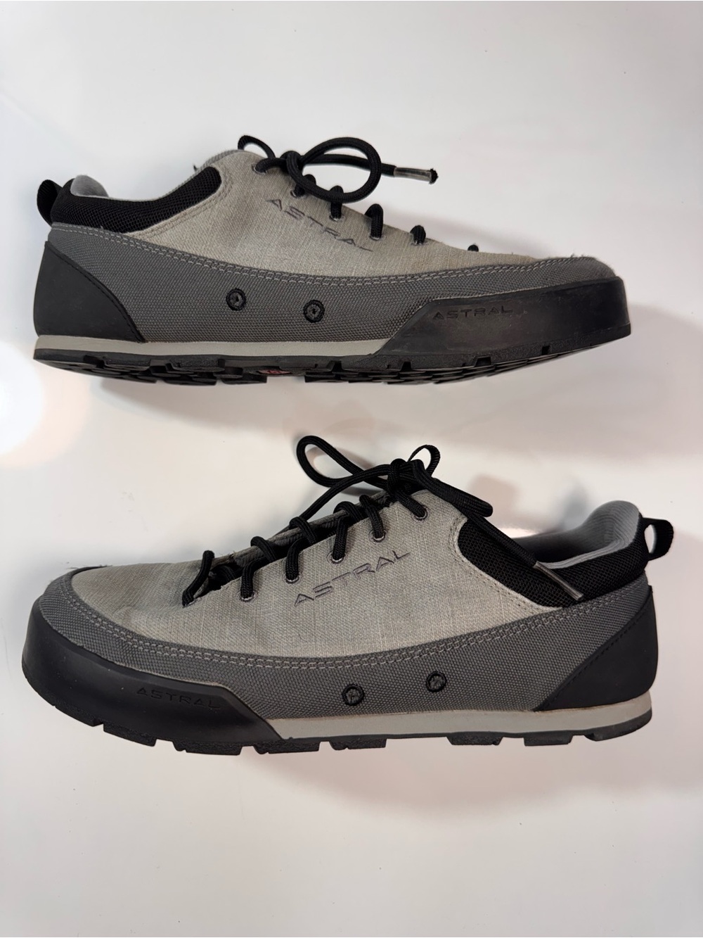 Astral Loyak Women’s 7 Gray Black Water Shoes Minimalist Kayak Boat Sneakers